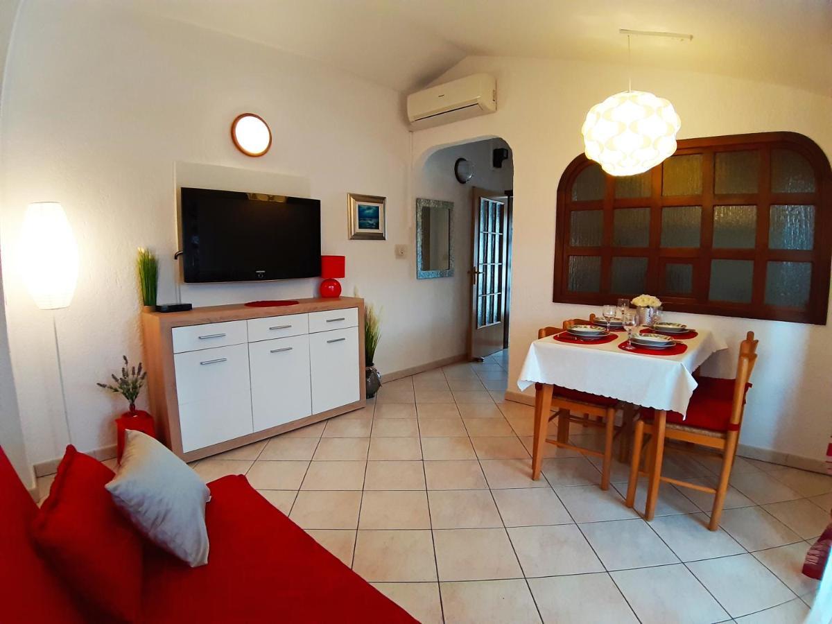 Apartments Rupec Пореч Екстер'єр фото