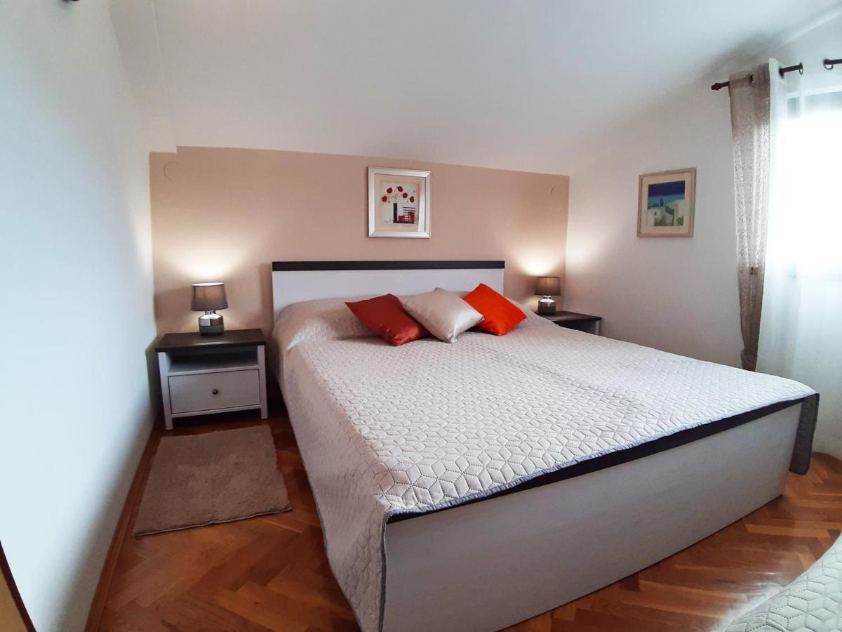 Apartments Rupec Пореч Екстер'єр фото